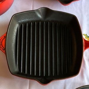 Le Creuset signature square skillet grill